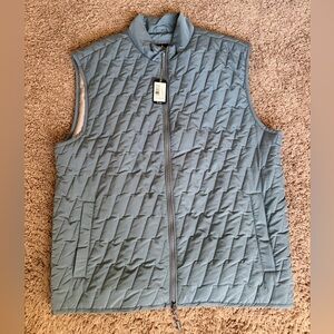 Johnnie-o Belfry Vest. Size Medium. Mid Blue. New with Tags.